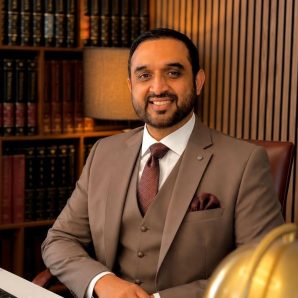 Dr Amir Abbas